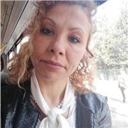 Insegnante di inglese, italiano, albanese